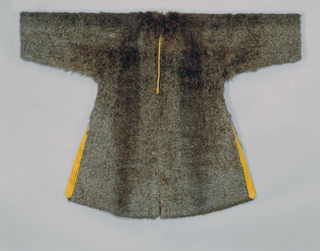 图片[2]-Yellow dark Longjiang silk black fox leather end shield-China Archive